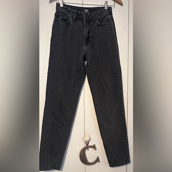 BDG High-Rise Mom Jean in Vintage Blk 8REG - Picture 5 of 15